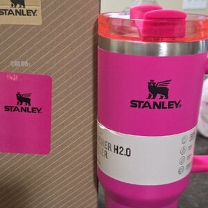 40 Oz Stanley Vibrant Pink Tumbler